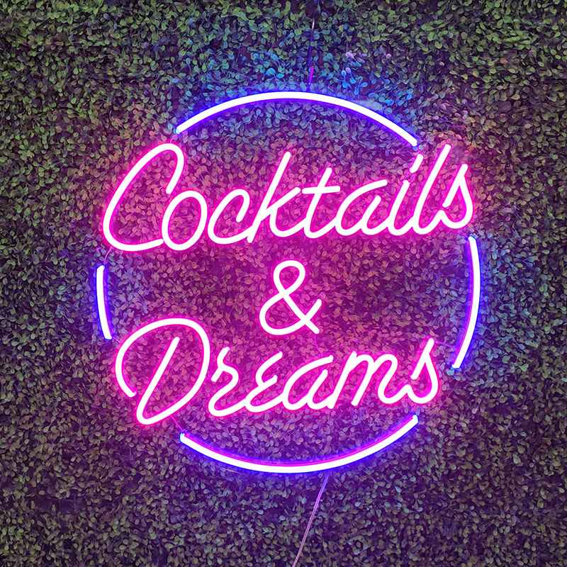 カクテルグラス ネオンライト Cocktails & Dreams Amazon.com: Cocktails and Dreams Neon Sign for Wall Decor